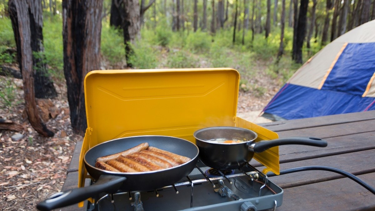 How to survive camping in extreme weather (the dos, & don'ts of