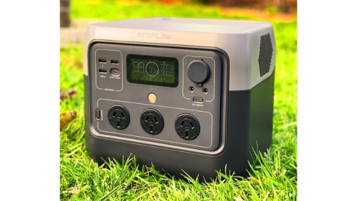 Are Solar Powered Generators Any Good? We Put One to the Test (6