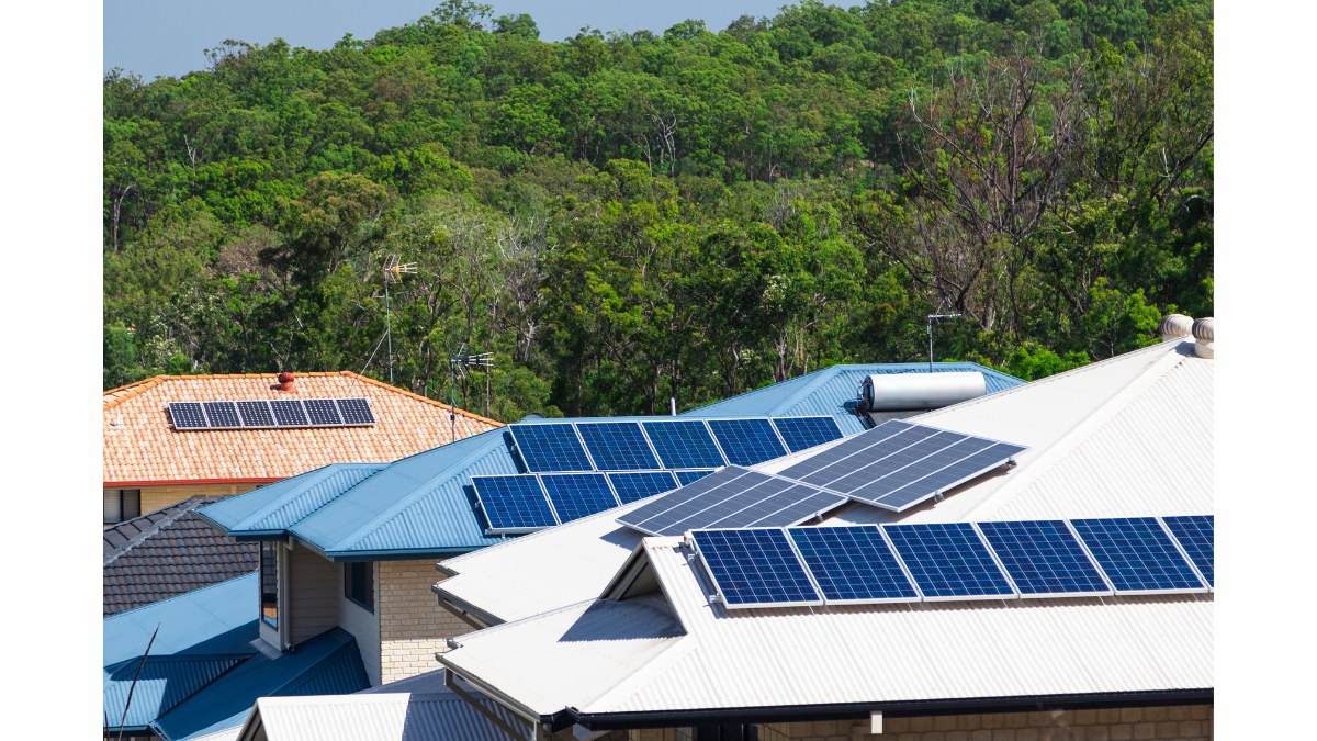 If you Have Solar do you Need a Generator? (How to Get Reliable Power